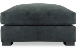 Givenchie Poefen^Hocker Frederique