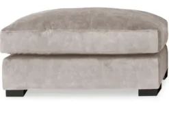 Givenchie Poefen^Hocker Frederique