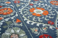 New Louis de Poortere Vloerkleed Nordic 9730 Antiquarian Suzani |
