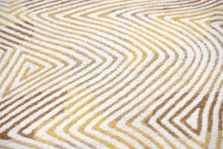 Discount Louis de Poortere Vloerkleed Yellow Hippy 9799 Coral |